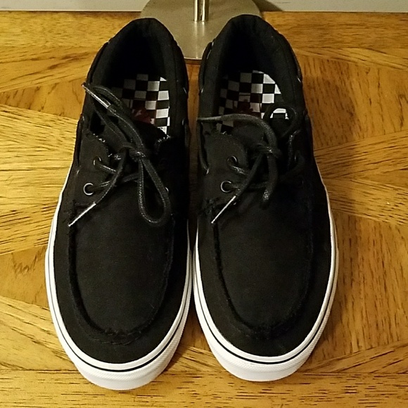vans canvas boat shoes